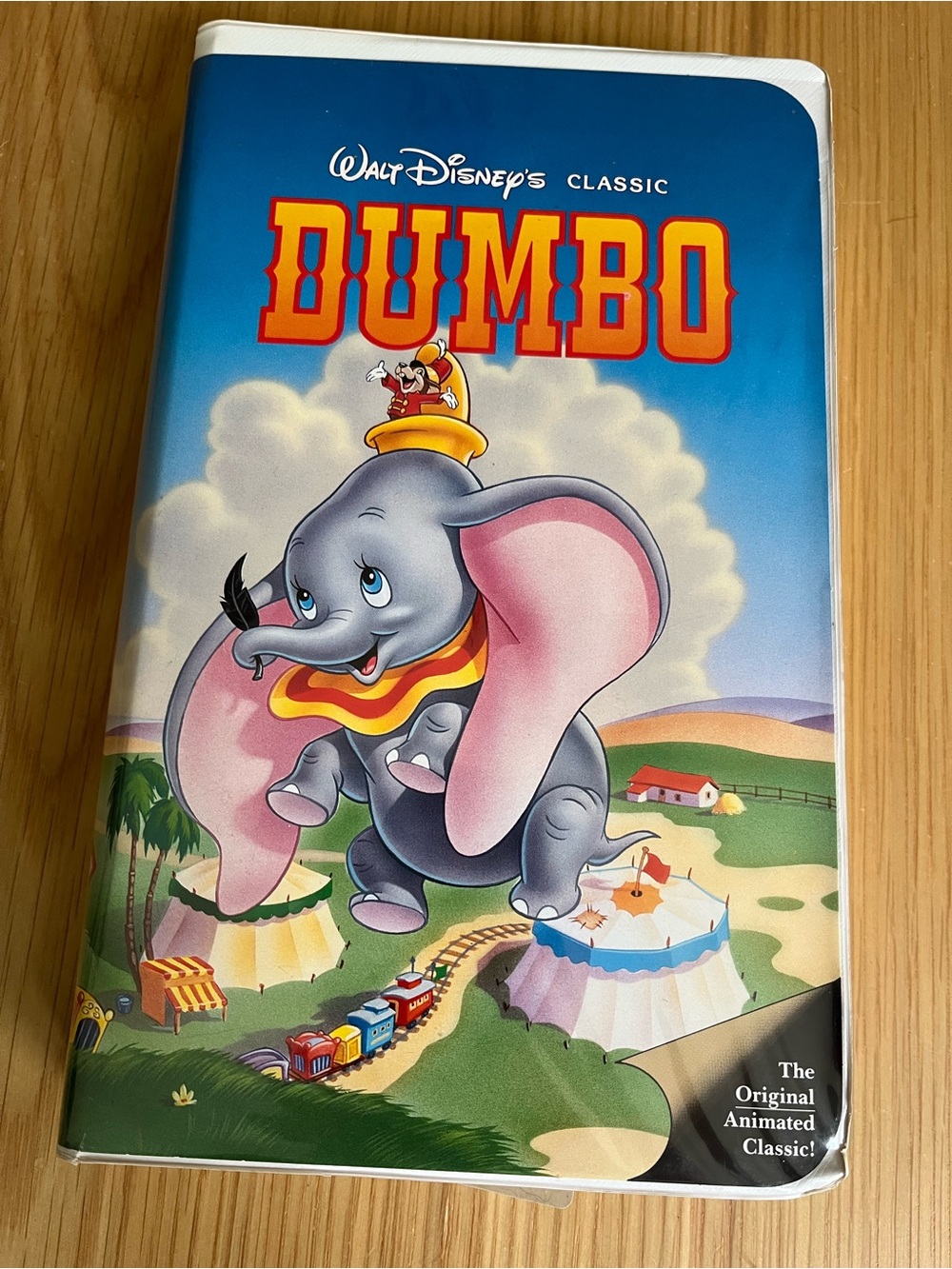Walt Disney's Dumbo VHS — Blue Cover with Pink-Gray Elephant